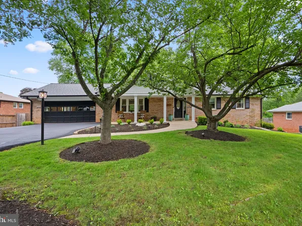 2302 Solmar Dr, Silver Spring, MD 20904