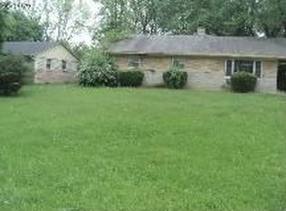 5861 Laurel Hall Dr, Indianapolis, IN
