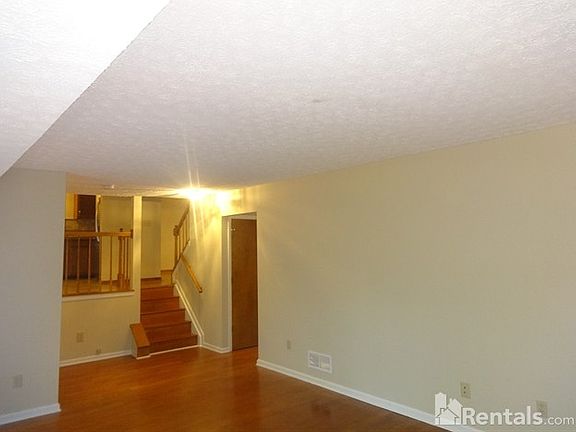 3rd image of 5864 Buechler Bnd