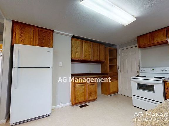 3rd image of 936 Kenilworth Ave