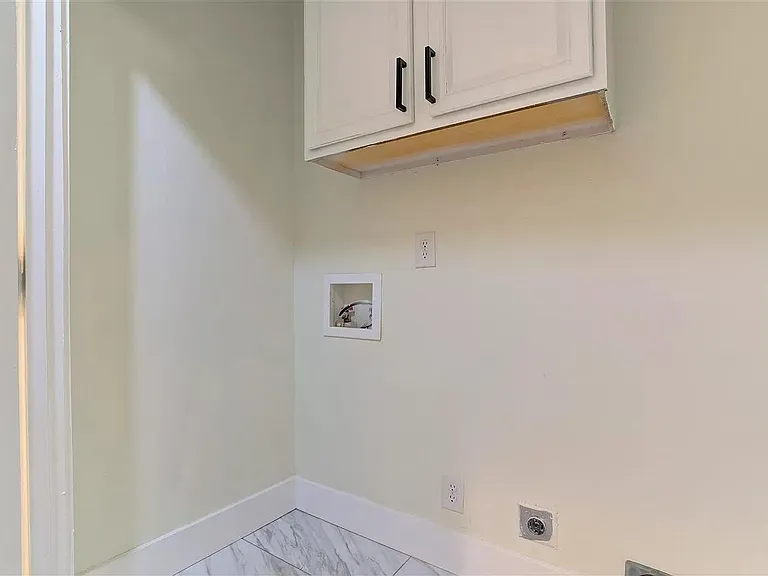 2144 Alameda Ave — Photo 10