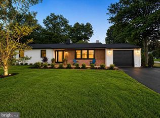 800 Falcon Ln, West Chester, PA 19382