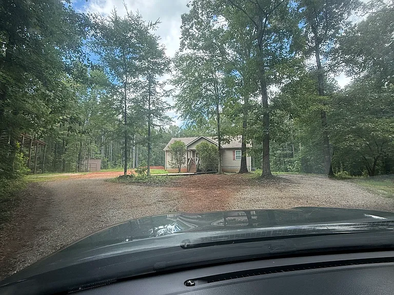 114 Cherokee Trl — Photo 3