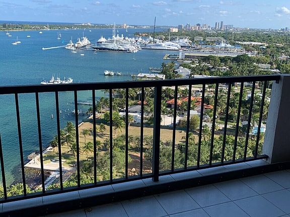 5th image of 5200 N Flagler Dr APT 2205