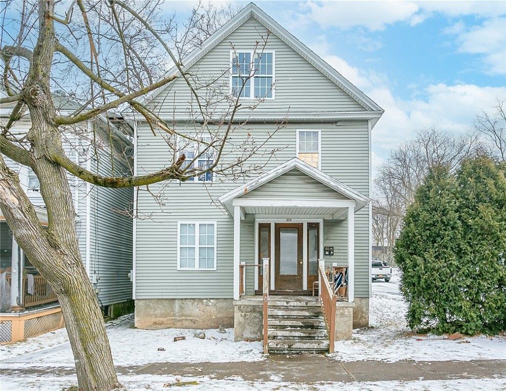 115 Pulteney St, Geneva, NY 14456 Zillow