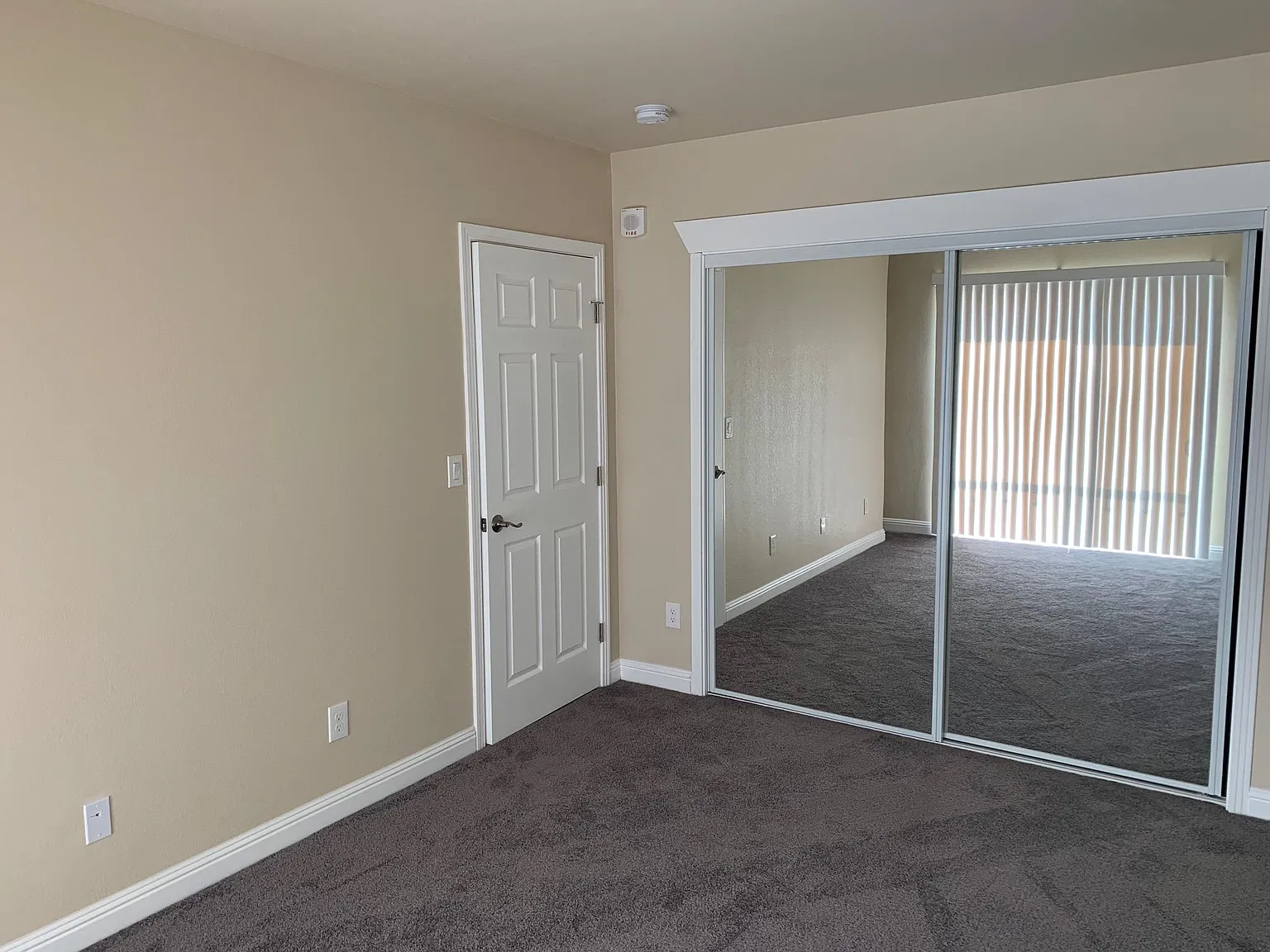 1 bed, 800 sqft, $1,800 — Photo 4