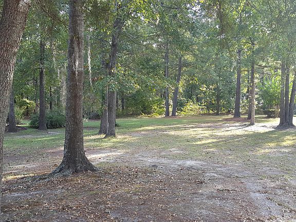 5th image of 601 Fern Oak Ct #M-20