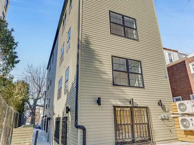 3517 N 16th St #A03 — Photo 14