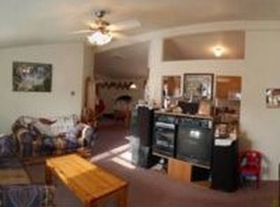 5380 Woods Dr, Sun Valley, NV 89433