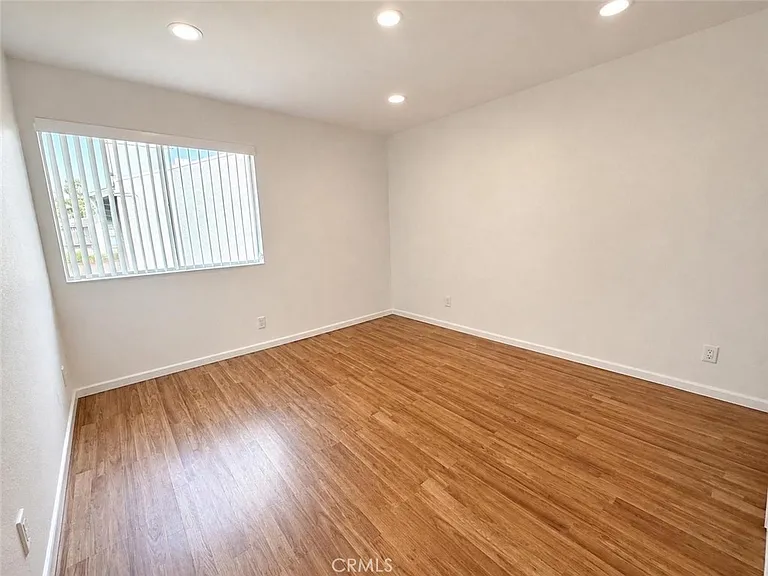 900 W Sierra Madre Ave — Photo 16