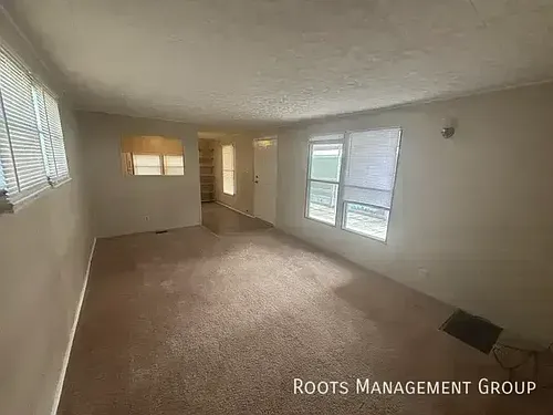1105 W Inverness St #IN1105 Photo 1