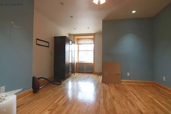 Rented by America Mecca Realty LLC | media 13