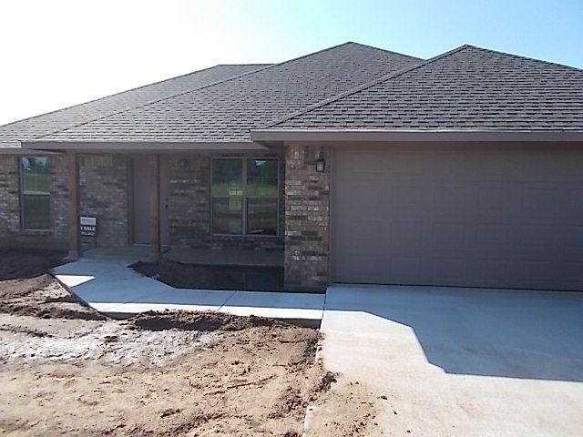 1st image of 315 Diamondhead Dr