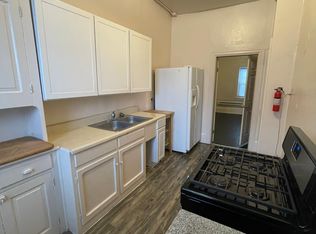 6 W Louther St APT 1, Carlisle, PA 17013
