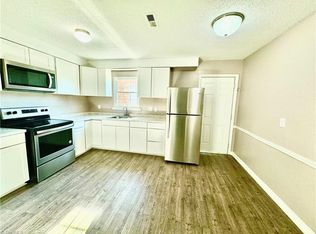 1309 W Meadowview Rd APT B, Greensboro, NC 27403