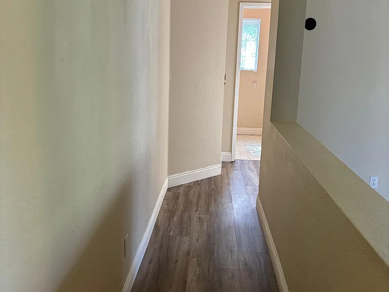 530 Bridgeford Dr — Photo 14