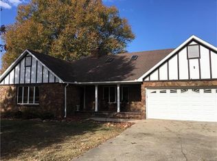 101 N Tilley St, Advance, MO 63730