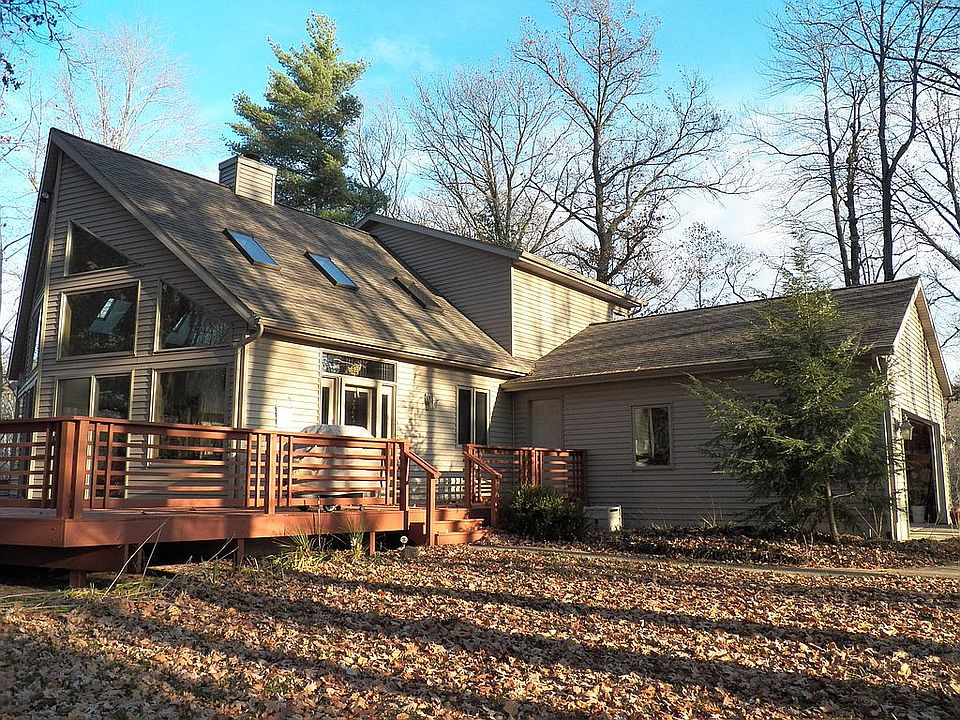 1st image of 10707 Brown Lake Dr NE