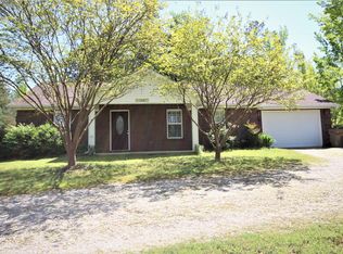 164 Bankhead Rd NE, Mantachie, MS 38855