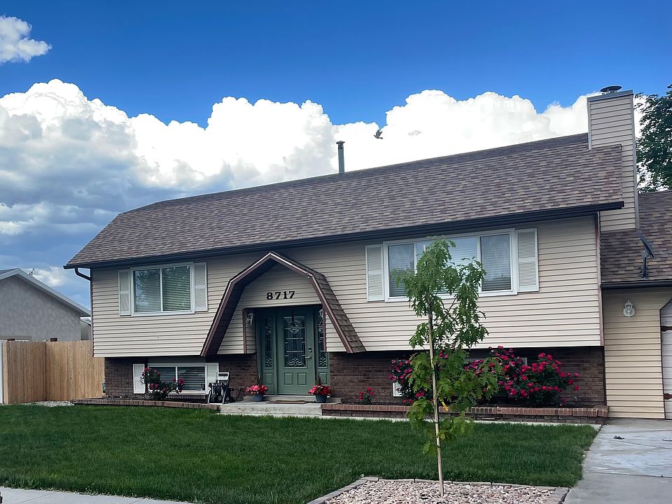 1st image of 8717 S Royal Crest Dr
