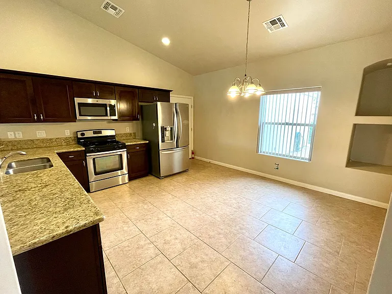 3276 Duvall Ave — Photo 8
