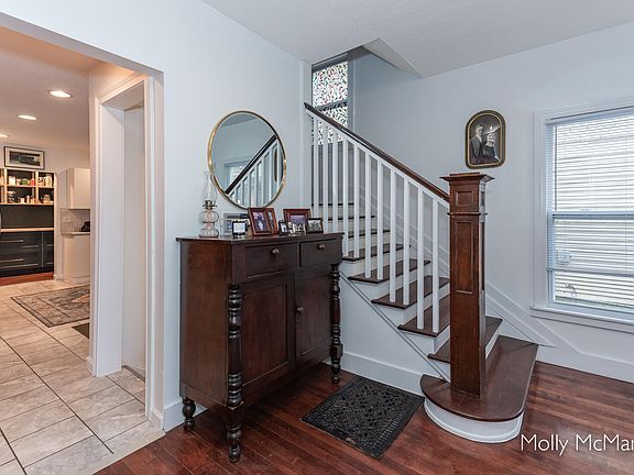 5th image of 1406 Logan St SE