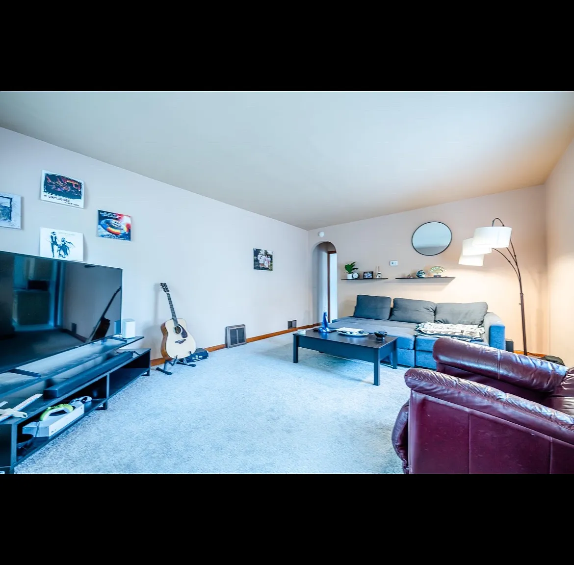 3 bed, 1.5 bath, 1200 sqft, $1,575 — Photo 3