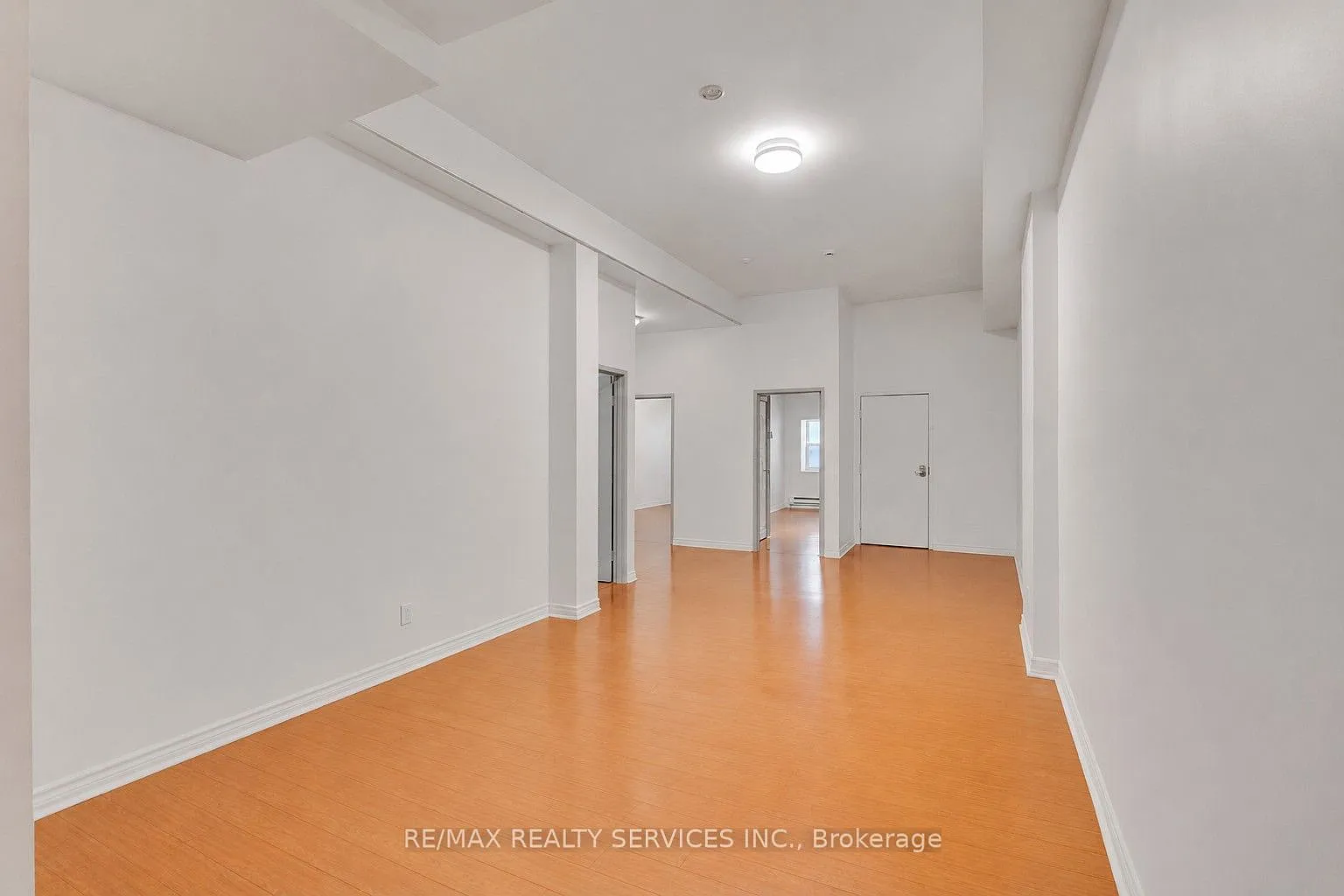 3 bed, $2,200 — Photo 4