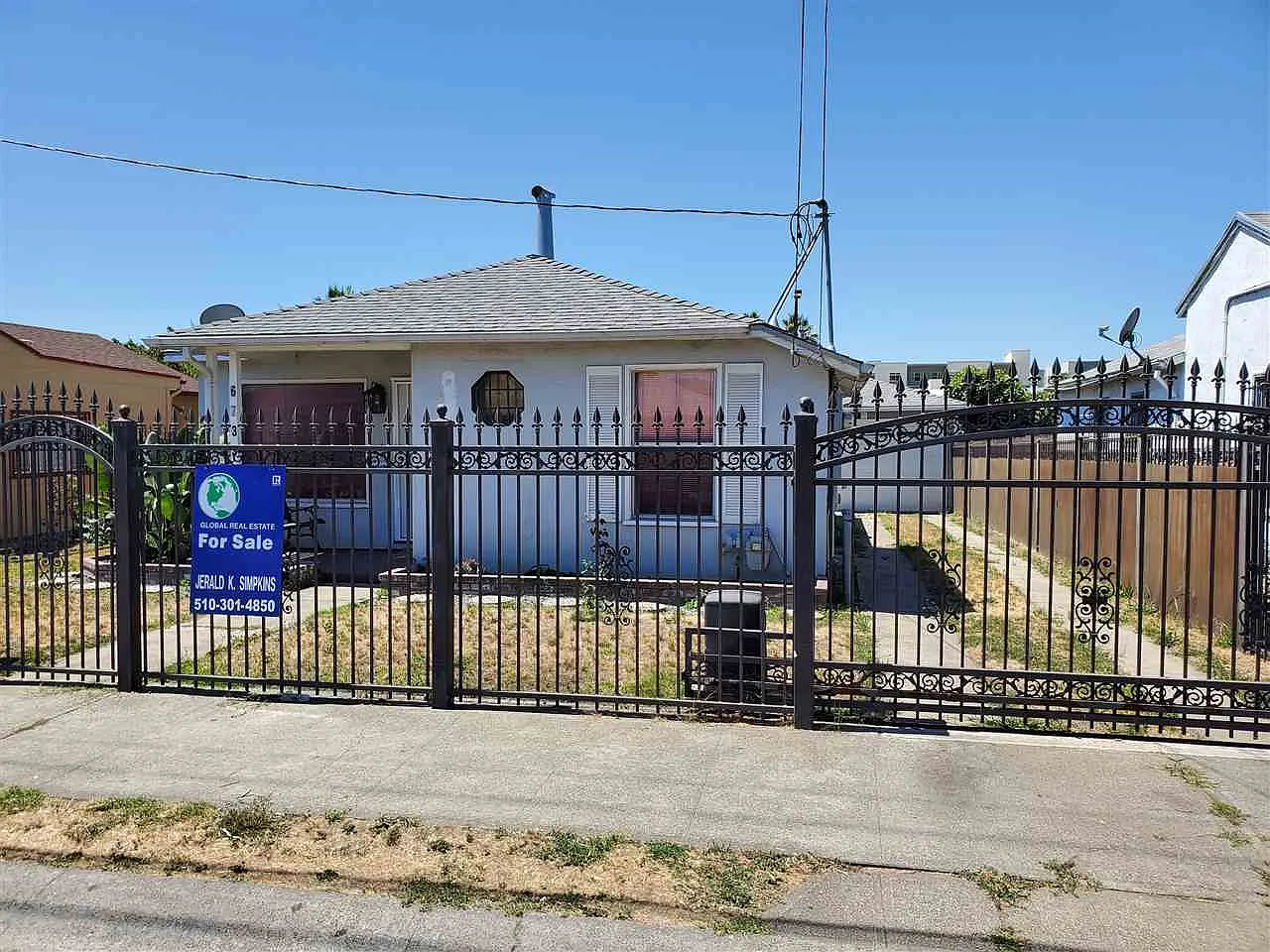 6733 Eastlawn St photo 1