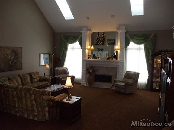 2nd image of 52867 Chestnut Grove Ln