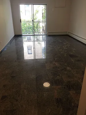 Rented by Metroline Realty | media 2