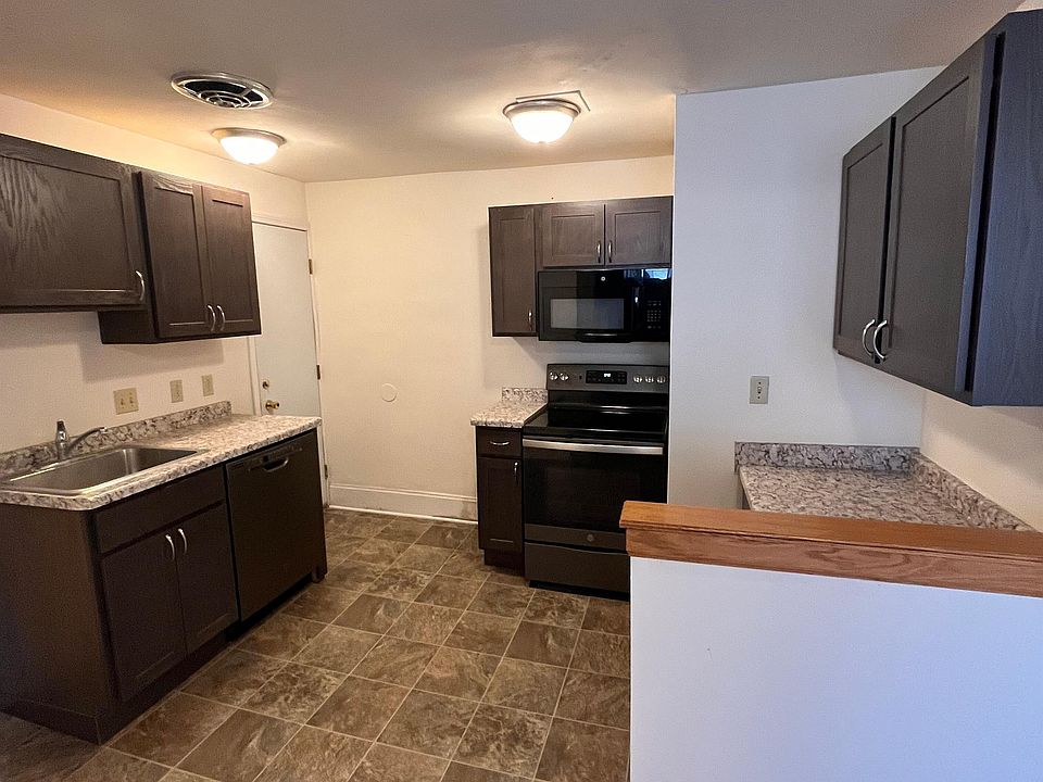 1st image of 133 E Gorham St #16065670