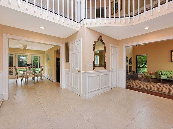 4th image of 6 Bridle Ct