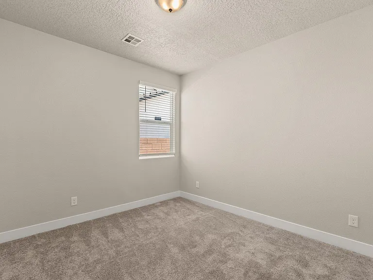 6801 Cleary Loop NE — Photo 18