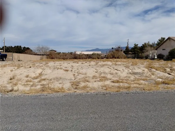 240 Chevron St, Pahrump, NV 89048