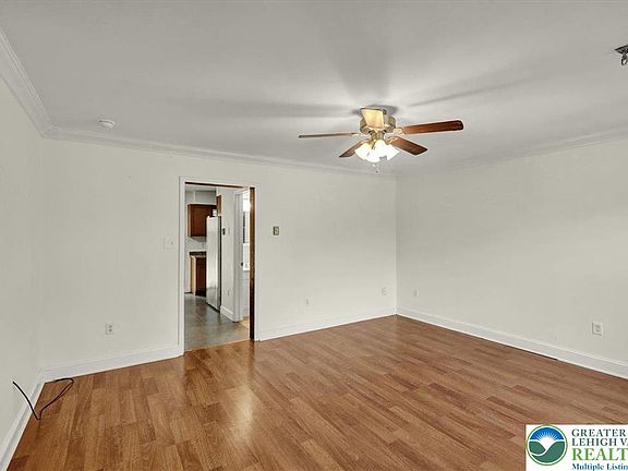 4th image of 542 E Linden St