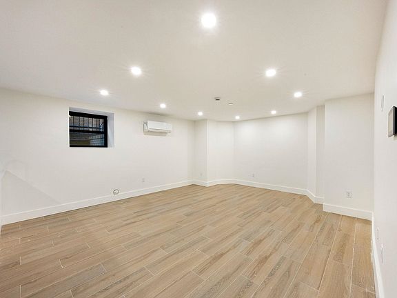5th image of 166 Hancock Ave #G01