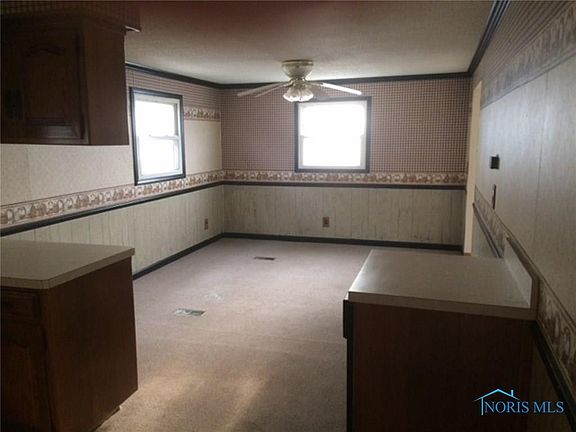 5th image of 22911 Burlington Gardens St