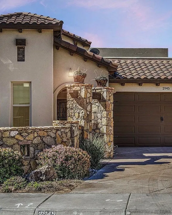 2945 Maddox Loop