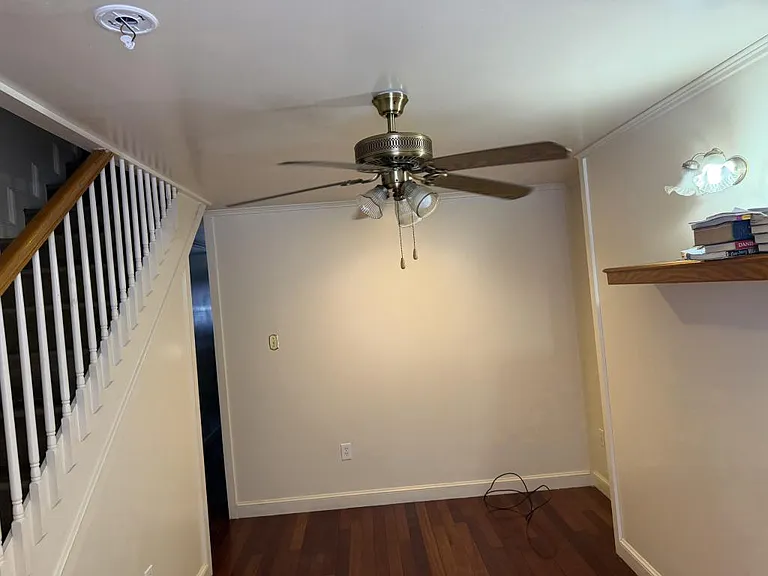636 S Monroe St — Photo 5