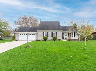 12122 Pennyroyal Ln, Granger, IN 46530