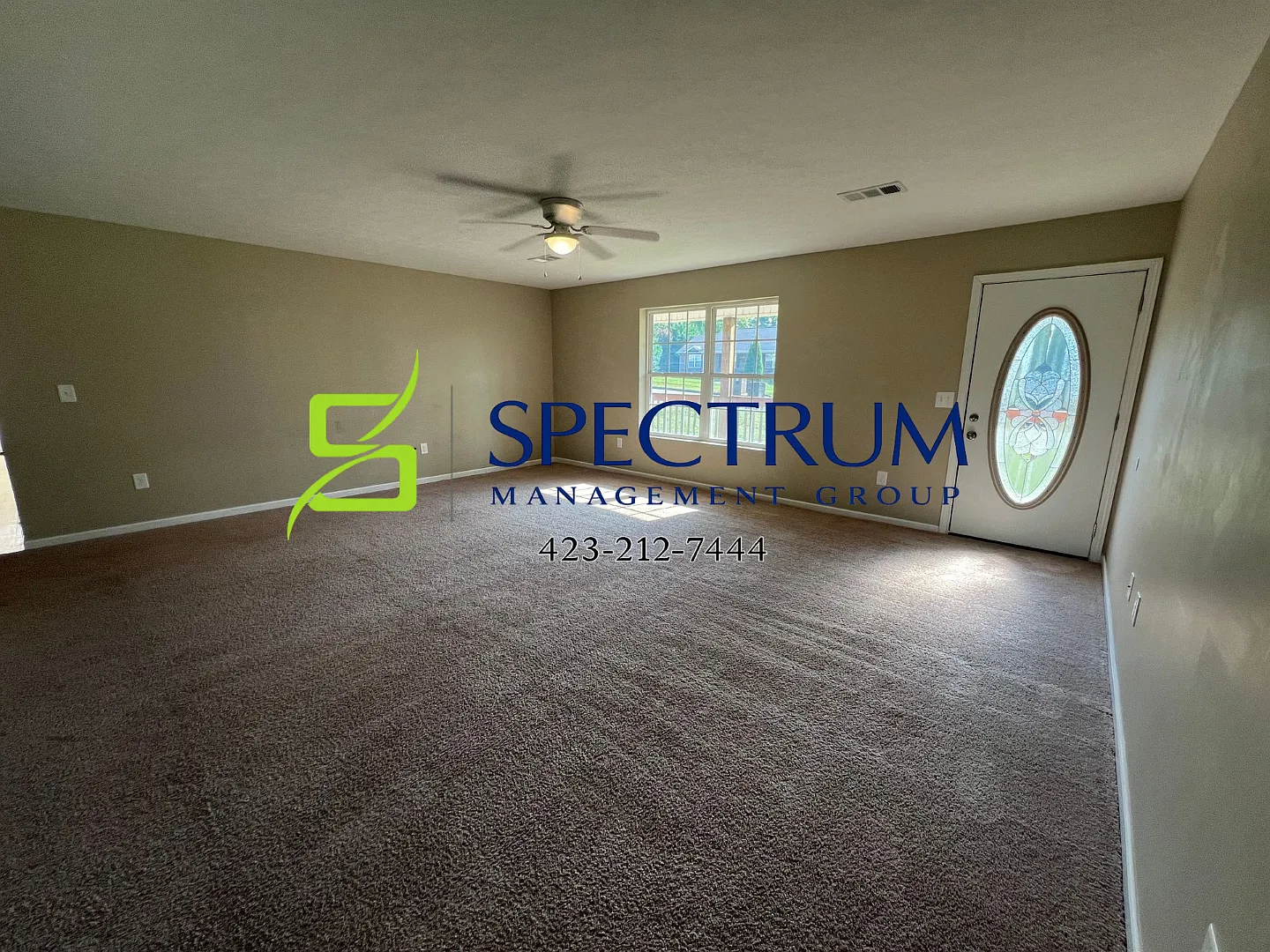 3 Bedroom 2 Bath with garage Brick home. — Photo 4