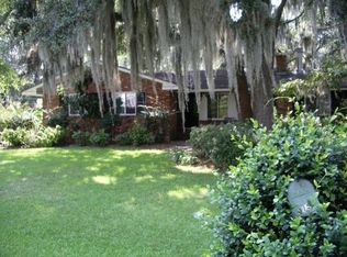 315 Peachtree St, St Simons Island, GA 31522
