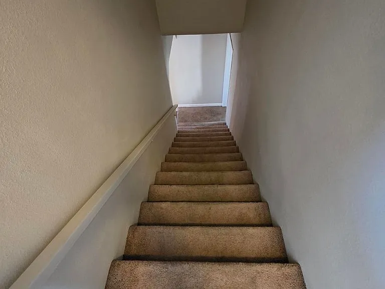 2641 N Arrowhead Ave — Photo 36