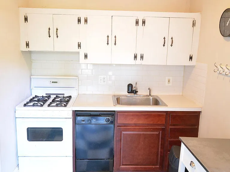 235 W Rittenhouse St #1B — Photo 6