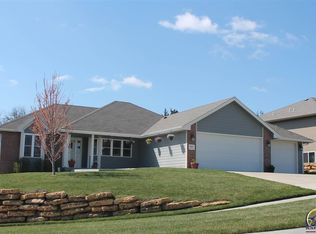 6207 SW 48th Ln, Topeka, KS 66610