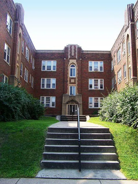 1 bed, 645 sqft, $920 — Photo 1