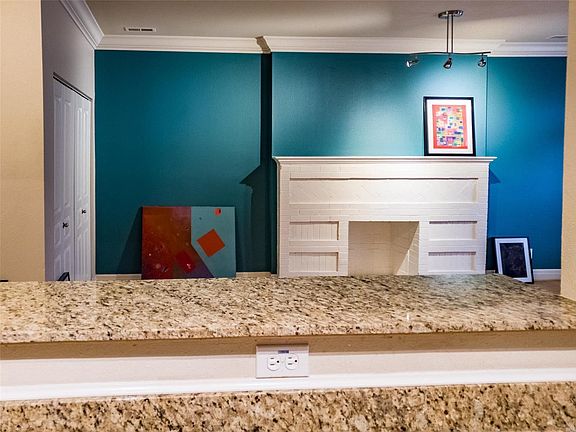4th image of 5635 Waterman Blvd #11-1SW
