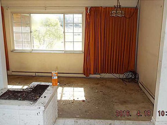 4th image of 2721 Soldiers Home West Carrollton Rd