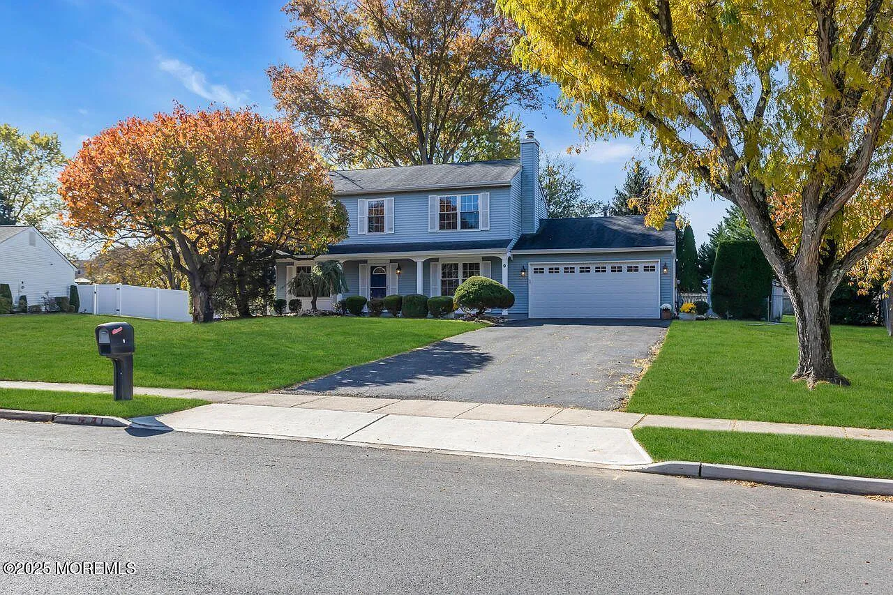 9 Cherry Hill Lane photo 1